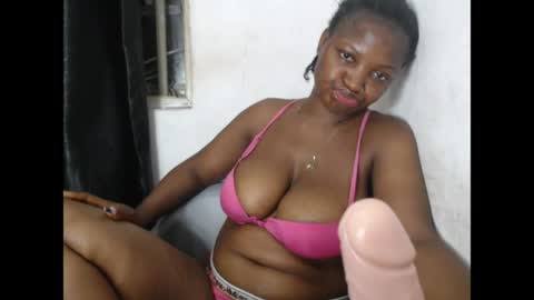 Snapshot of bigassdrip chatting on 05-19-26, 01:56 bigassdrip online show from 05-19-26, 01:56