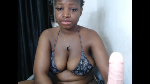 Snapshot of bigassdrip chatting on 05-30-26, 12:30 bigassdrip online show from 05-30-26, 12:30