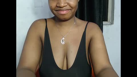 Snapshot of bigassdrip chatting on 07-16-26, 12:38 bigassdrip online show from 07-16-26, 12:38