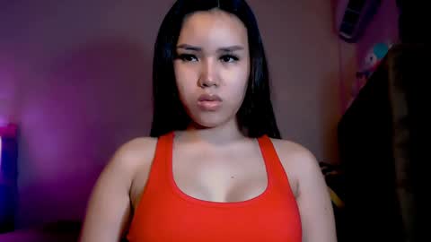 Mia online show from 12-30-24, 01:14