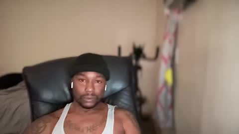 Snapshot of bigbackwoodcali chatting on 12-14-24, 09:35 bigbackwoodcali online show from 12-14-24, 09:35