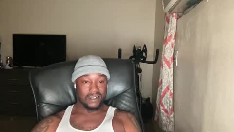 Snapshot of bigbackwoodcali chatting on 01-22-25, 11:21 bigbackwoodcali online show from 01-22-25, 11:21