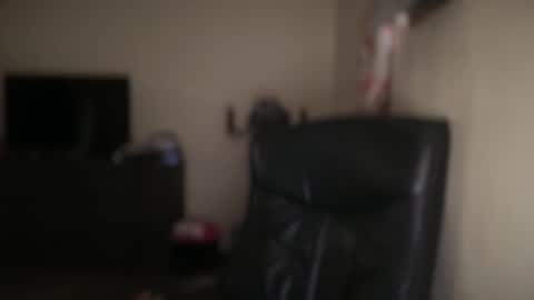 Snapshot of bigbackwoodcali chatting on 10-21-25, 11:05 bigbackwoodcali online show from 10-21-25, 11:05