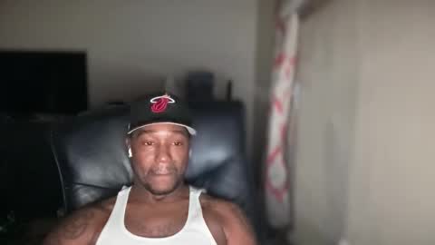 Snapshot of bigbackwoodcali chatting on 10-30-25, 06:26 bigbackwoodcali online show from 10-30-25, 06:26