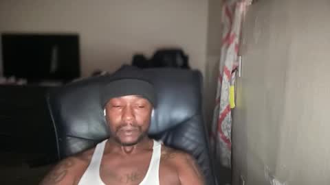 Snapshot of bigbackwoodcali chatting on 11-08-25, 07:56 bigbackwoodcali online show from 11-08-25, 07:56