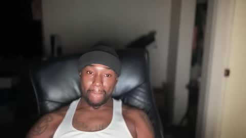 Snapshot of bigbackwoodcali chatting on 05-01-26, 08:08 bigbackwoodcali online show from 05-01-26, 08:08