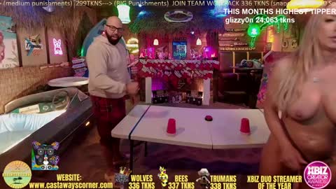 Snapshot of bigbananamilfshake chatting on 12-21-24, 08:07 Mya and Angelo online show from 12-21-24, 08:07