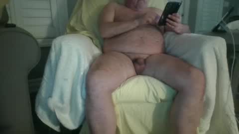 Snapshot of bigbear5186 chatting on 02-09-25, 03:11 big boy online show from 02-09-25, 03:11