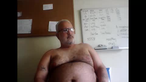 Snapshot of bigbearhector chatting on 03-10-26, 06:24 BigBearXXX online show from 03-10-26, 06:24