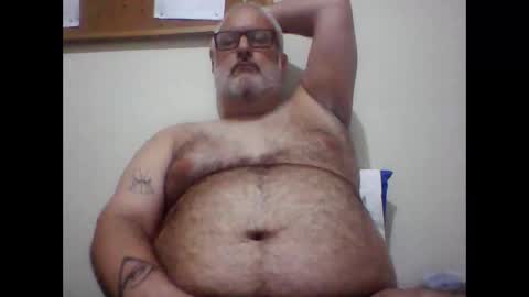 Snapshot of bigbearhector chatting on 03-12-26, 12:17 BigBearXXX online show from 03-12-26, 12:17
