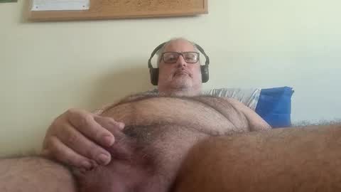 Snapshot of bigbearhector chatting on 03-25-26, 04:46 BigBearXXX online show from 03-25-26, 04:46