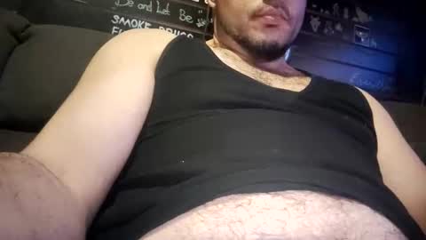 Snapshot of bigbeata chatting on 11-04-25, 05:28 Stevie Snow online show from 11-04-25, 05:28