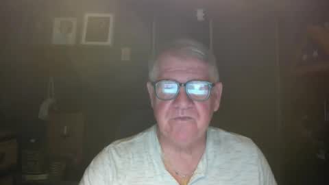 Snapshot of bigbeerdrinker1 chatting on 03-29-26, 05:07 bigbeerdrinker online show from 03-29-26, 05:07