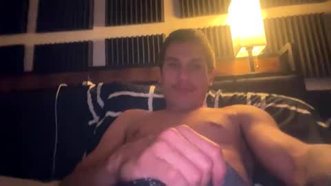 Snapshot of bigben281330 chatting on 04-26-26, 05:27 bigben281330 online show from 04-26-26, 05:27