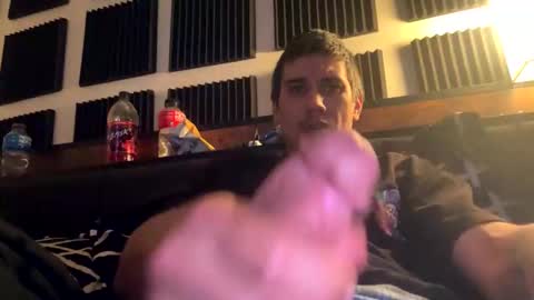 Snapshot of bigben281330 chatting on 05-04-26, 04:14 bigben281330 online show from 05-04-26, 04:14