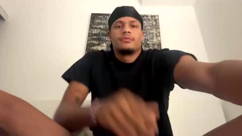 Snapshot of bigblackcockmello chatting on 01-26-25, 11:08 bigblackcockmello online show from 01-26-25, 11:08