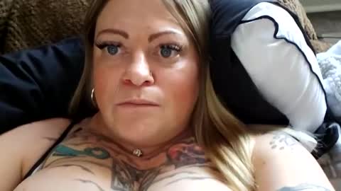 Tiffany online show from 03-12-25, 09:24