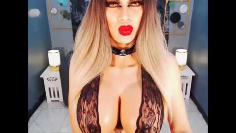 Loraine Cruz online show from 02-12-26, 03:18