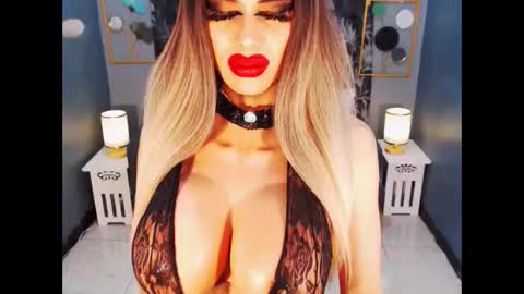 Loraine Cruz online show from 03-10-26, 06:13