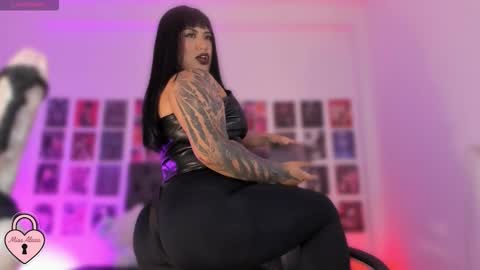bigboobs cloe online show from 10-19-25, 04:57