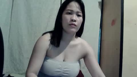 Snapshot of bigboobs_pinay chatting on 02-16-26, 02:40 bigboobs_pinay online show from 02-16-26, 02:40