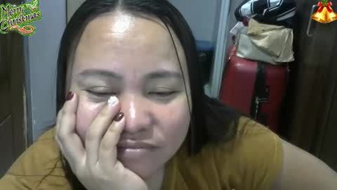 Snapshot of bigboobslyn chatting on 12-04-25, 08:23 bigboobslyn online show from 12-04-25, 08:23