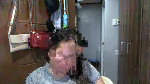 Snapshot of bigboobslyn chatting on 01-17-26, 09:47 bigboobslyn online show from 01-17-26, 09:47