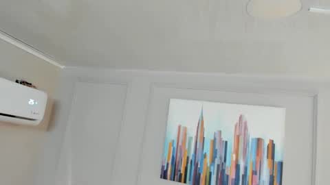 Snapshot of bigboobsnaughty1 chatting on 10-31-25, 10:05 online show from 10-31-25, 10:05