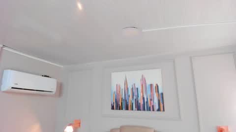 Snapshot of bigboobsnaughty1 chatting on 11-19-25, 10:04 online show from 11-19-25, 10:04