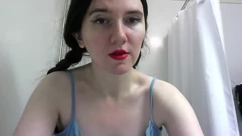 Isabella online show from 09-28-25, 04:40