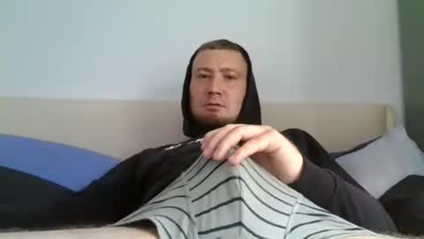 bigbowl95 online show from 09-10-25, 01:00