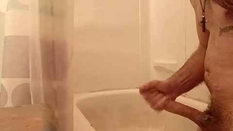 Snapshot of bigbradley502 chatting on 11-19-25, 01:05 bigbradley502 online show from 11-19-25, 01:05