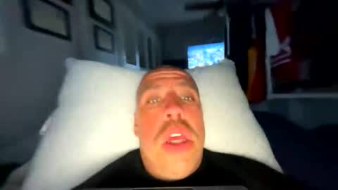 Snapshot of bigburrito714 chatting on 03-02-26, 04:47 bigburrito714 online show from 03-02-26, 04:47