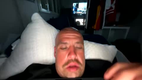 Snapshot of bigburrito714 chatting on 03-02-26, 06:25 bigburrito714 online show from 03-02-26, 06:25