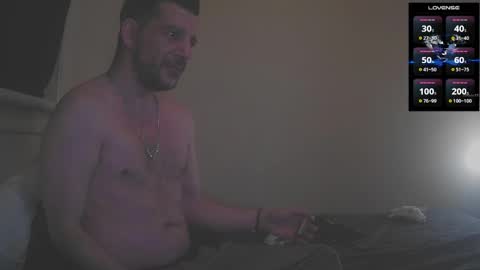 Jon - Im Straight online show from 12-19-25, 08:10