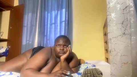 Snapshot of bigchocotities chatting on 03-04-25, 12:44 bigchocotities online show from 03-04-25, 12:44