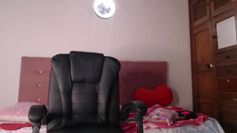 bigclit_isa online show from 03-16-26, 01:11