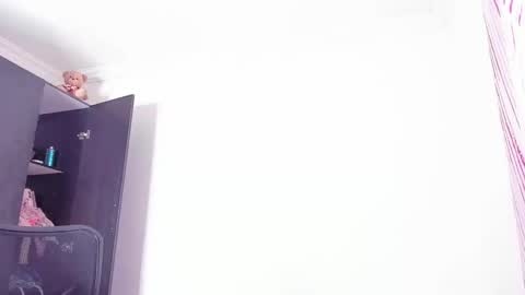 Snapshot of bigcock_luci chatting on 12-24-24, 01:28 bigcock_luci online show from 12-24-24, 01:28