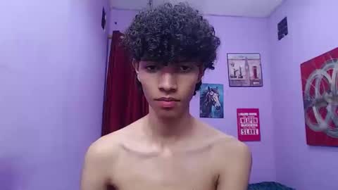 Snapshot of bigcock_sexys chatting on 02-26-26, 05:28 bigcock_sexys online show from 02-26-26, 05:28