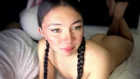 Yeng online show from 02-28-26, 07:04