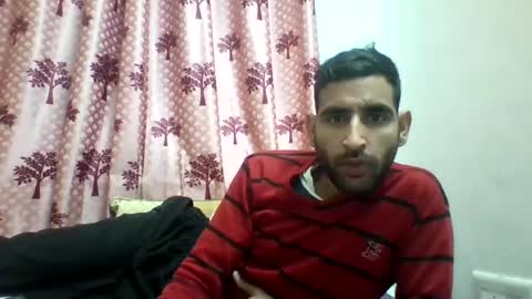 Snapshot of bigcockboy2580 chatting on 01-01-25, 04:50 akash online show from 01-01-25, 04:50