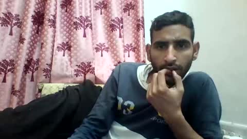 Snapshot of bigcockboy2580 chatting on 01-02-25, 08:06 akash online show from 01-02-25, 08:06