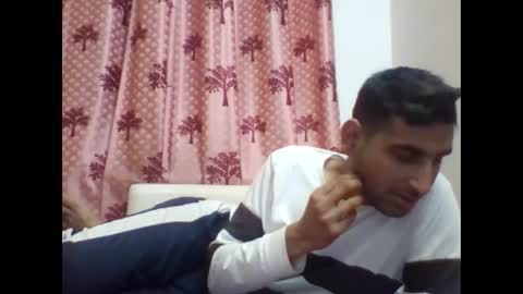 Snapshot of bigcockboy2580 chatting on 01-13-25, 07:54 akash online show from 01-13-25, 07:54