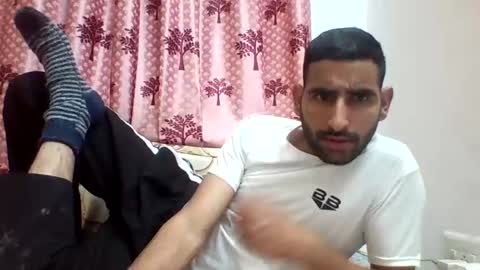 Snapshot of bigcockboy2580 chatting on 02-05-25, 05:09 akash online show from 02-05-25, 05:09
