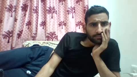 Snapshot of bigcockboy2580 chatting on 02-10-25, 05:19 akash online show from 02-10-25, 05:19