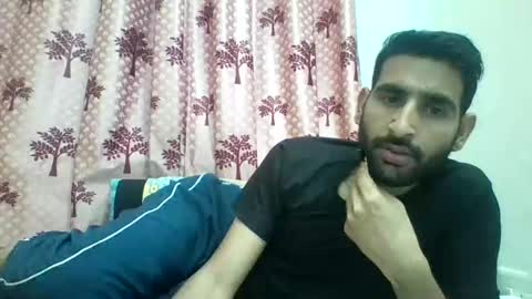 Snapshot of bigcockboy2580 chatting on 03-08-25, 10:11 akash online show from 03-08-25, 10:11