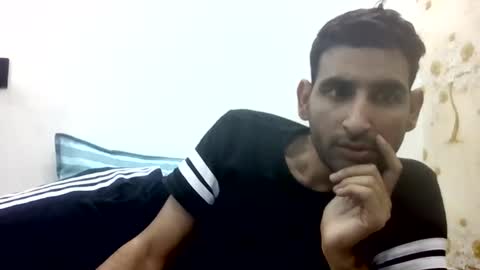 Snapshot of bigcockboy2580 chatting on 09-10-25, 05:40 akash online show from 09-10-25, 05:40