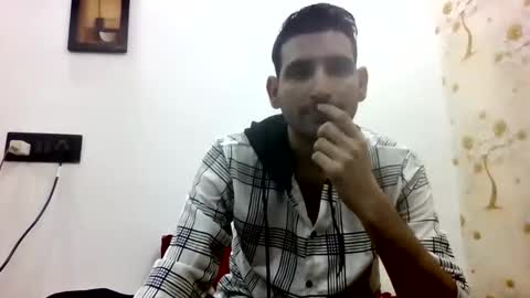 Snapshot of bigcockboy2580 chatting on 10-12-25, 09:30 akash online show from 10-12-25, 09:30