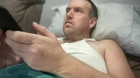Snapshot of bigcocksuckingslut chatting on 01-07-25, 01:49 bigcocksuckingslut online show from 01-07-25, 01:49