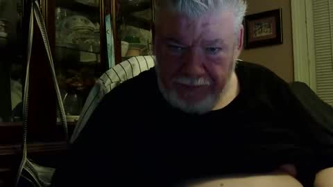 Snapshot of bigdaddybear1244 chatting on 03-01-26, 11:40 BigDaddyBear online show from 03-01-26, 11:40
